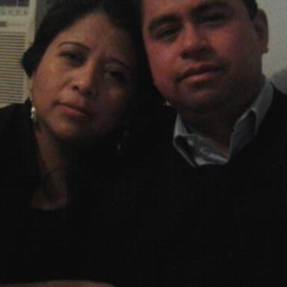 Meet your Posher, Yolanda - Picture 1 of 1